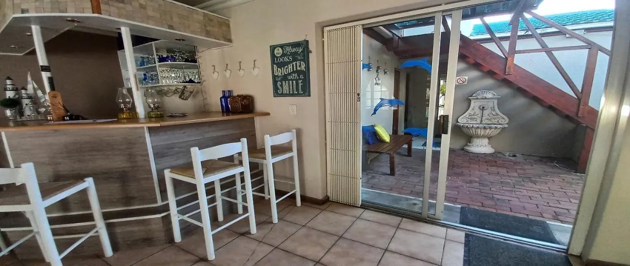 Dolphin Inn Blouberg Bloubergstrand