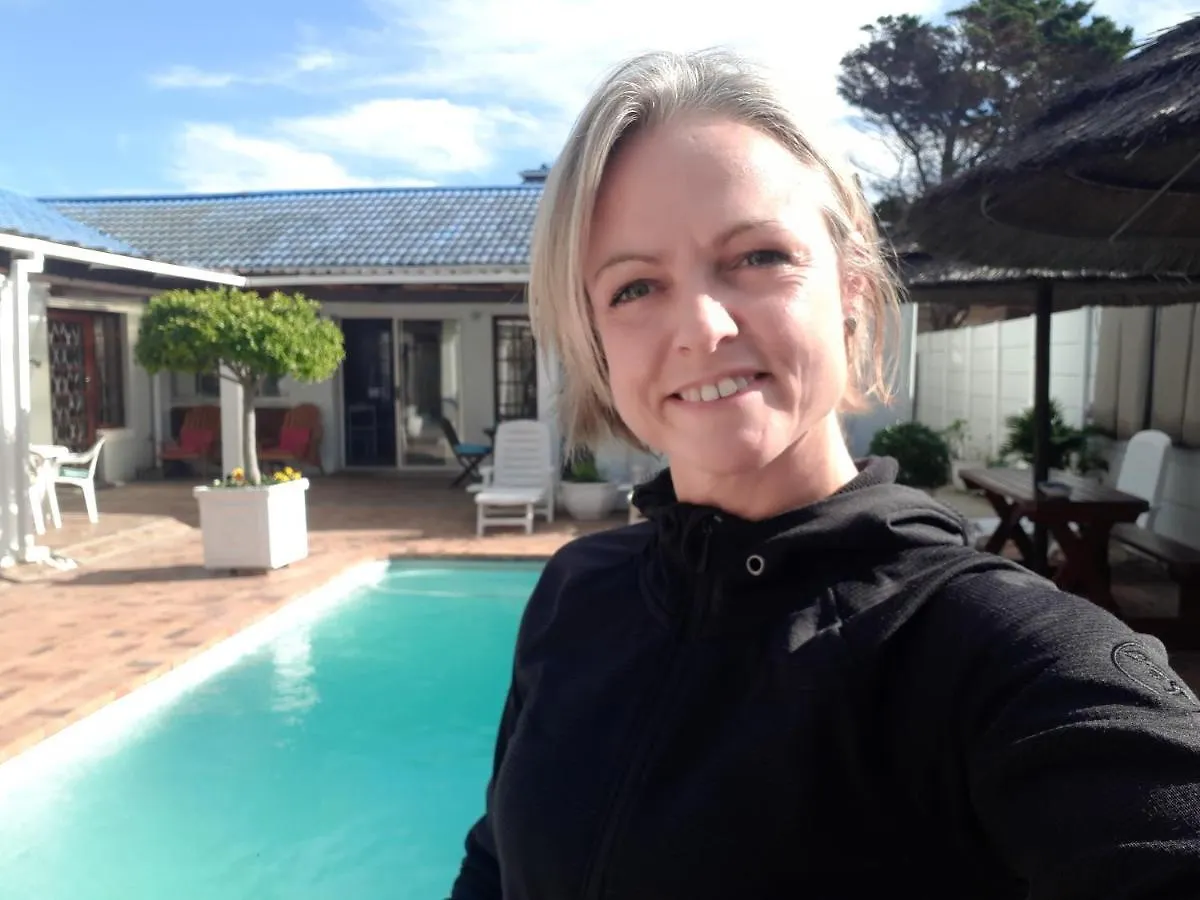 Dolphin Inn Blouberg Bloubergstrand Guest house